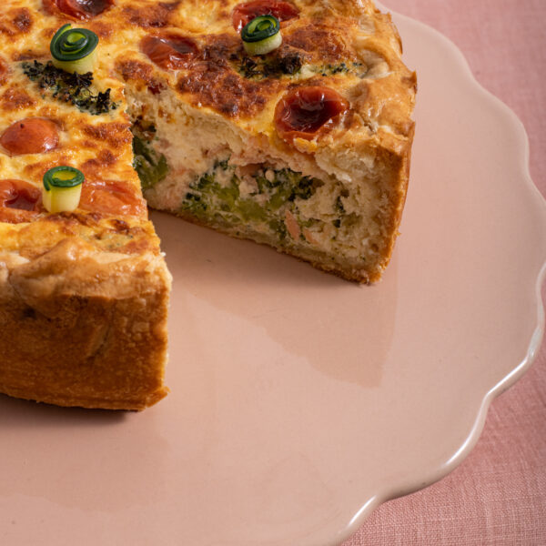 Lašišos ir brokolių pyragas