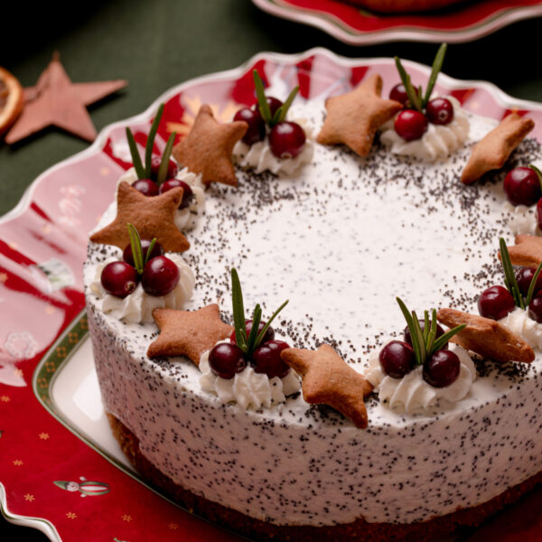 Rikotos ir aguonų tortas